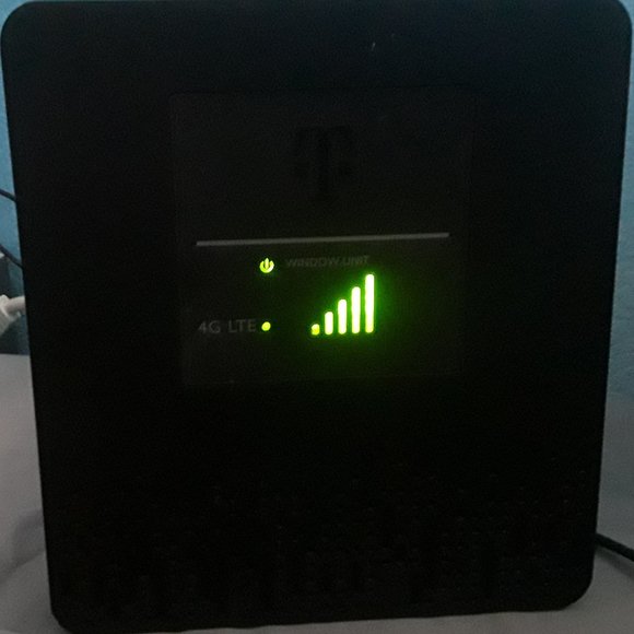 Nextivity Cel-Fi DUO+ 3G/4G/LTE Smart Signal Booster - Window Unit for T-Mobile - Picture 3 of 7